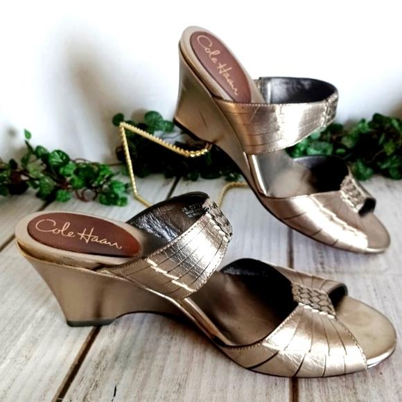 Cole Haan Open Toe Leather Straps Slide On Wedge Sandal - Gold Metallic - Picture 5 of 15